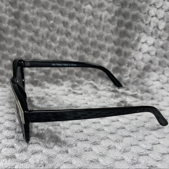 NEW fashion black & silver cat eye sunglasses - Picture 2 of 3